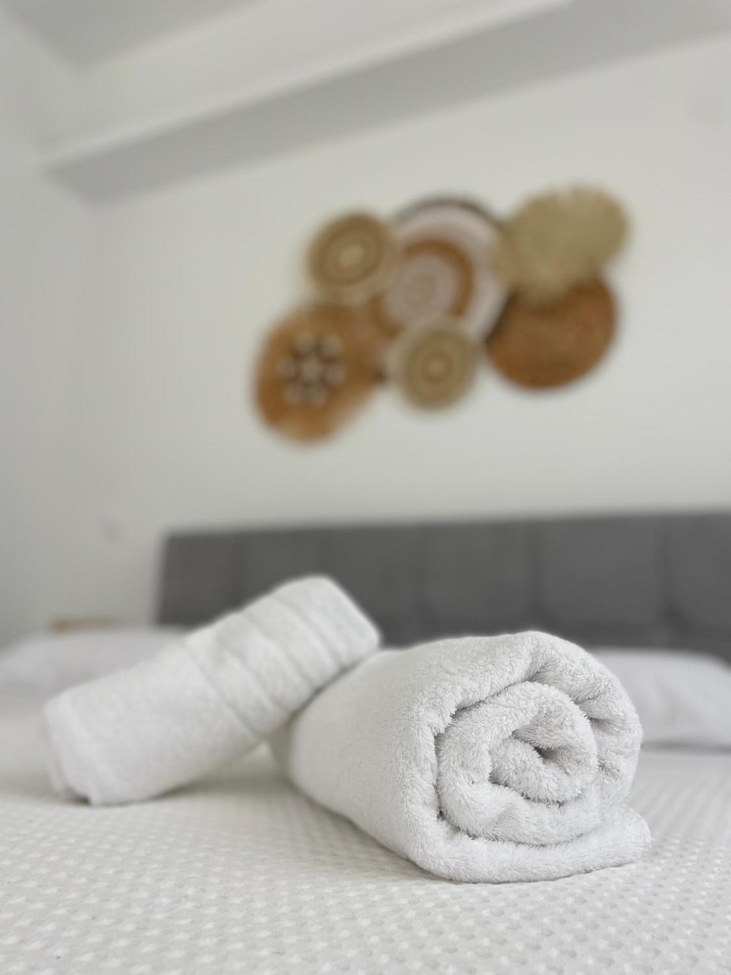 Kyma Luxury Suite Kiáton Eksteriør bilde