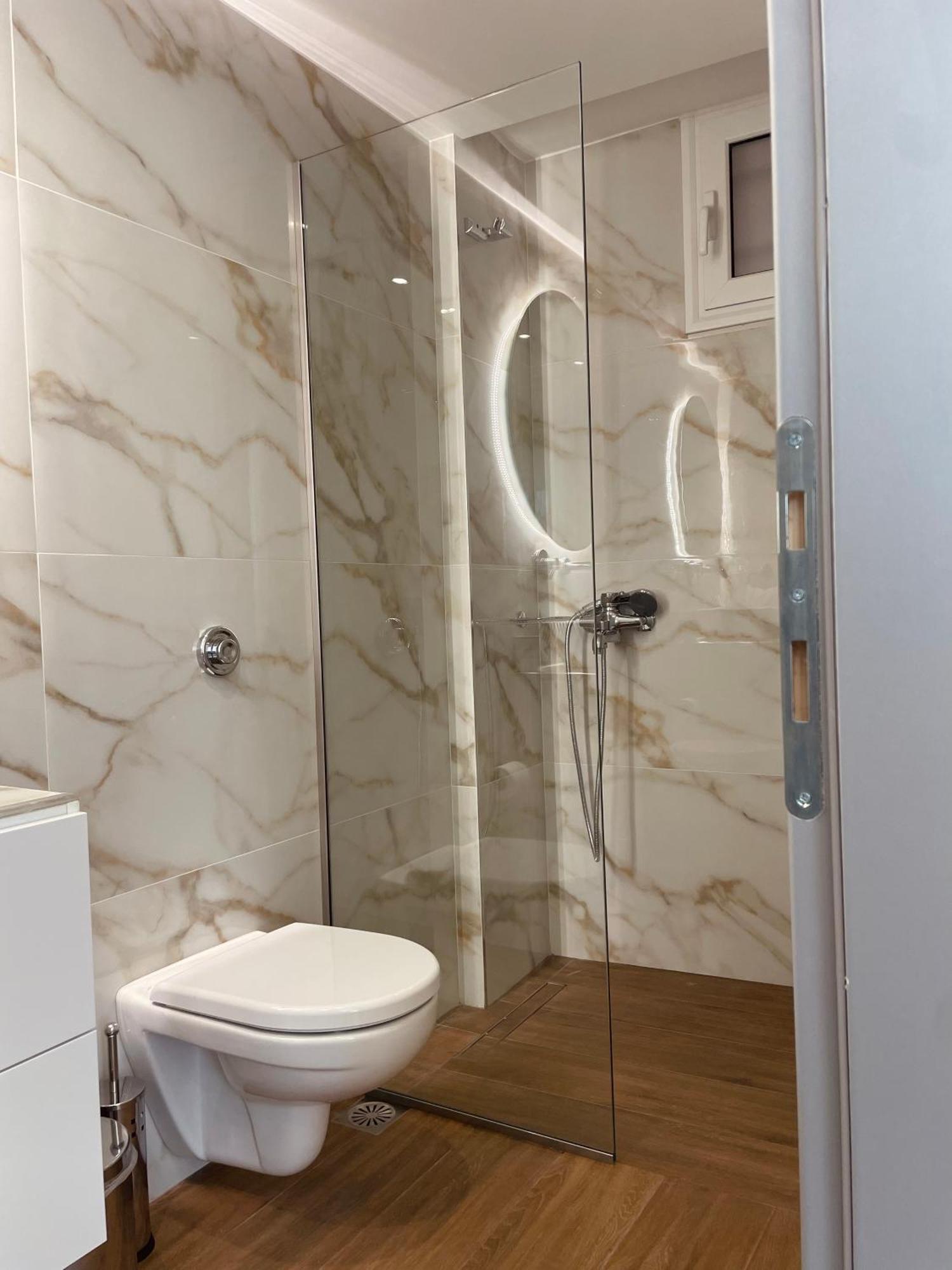 Kyma Luxury Suite Kiáton Eksteriør bilde