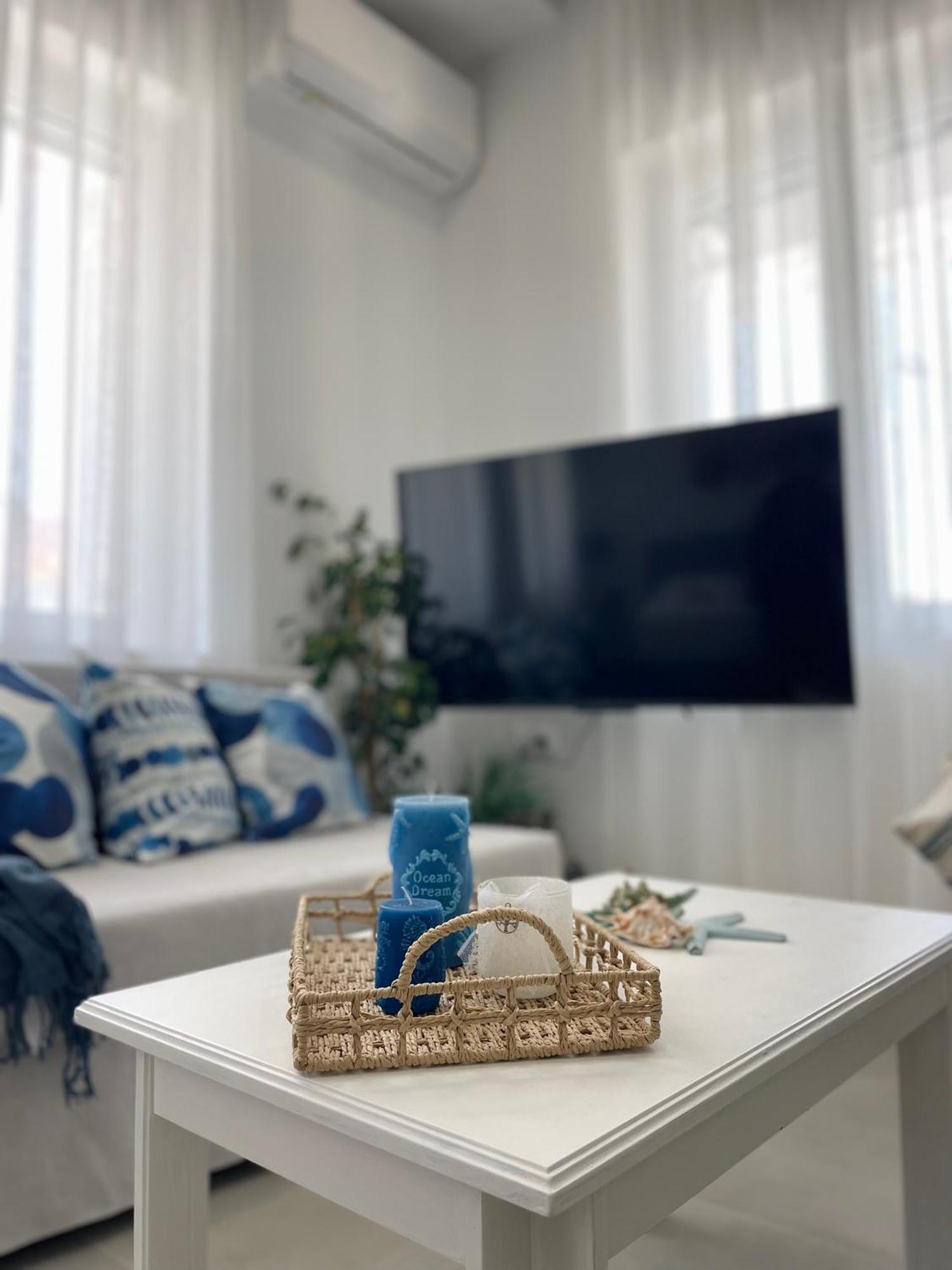 Kyma Luxury Suite Kiáton Eksteriør bilde